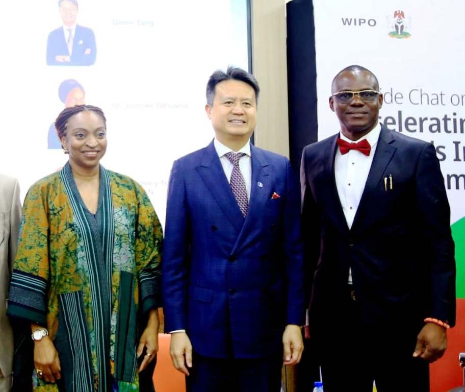 The Hon. Min. FMITI, Dr. Jumoke Oduwole MFR, (left) the Perm. Sec. FMITI,Dr. Chris Osa Isokpunwu (right) and DG WIPO, Mr Daren Tang , (middle) during a Roundtable Discussion on Accelerating Nigeria's Innovation Ecosystem, held at the Innovation Hub Airport Road Abuja